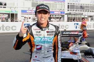 super-formula-第5戦岡山国際サーキット-2016-国本雄資-p-mu-cerumo-inging